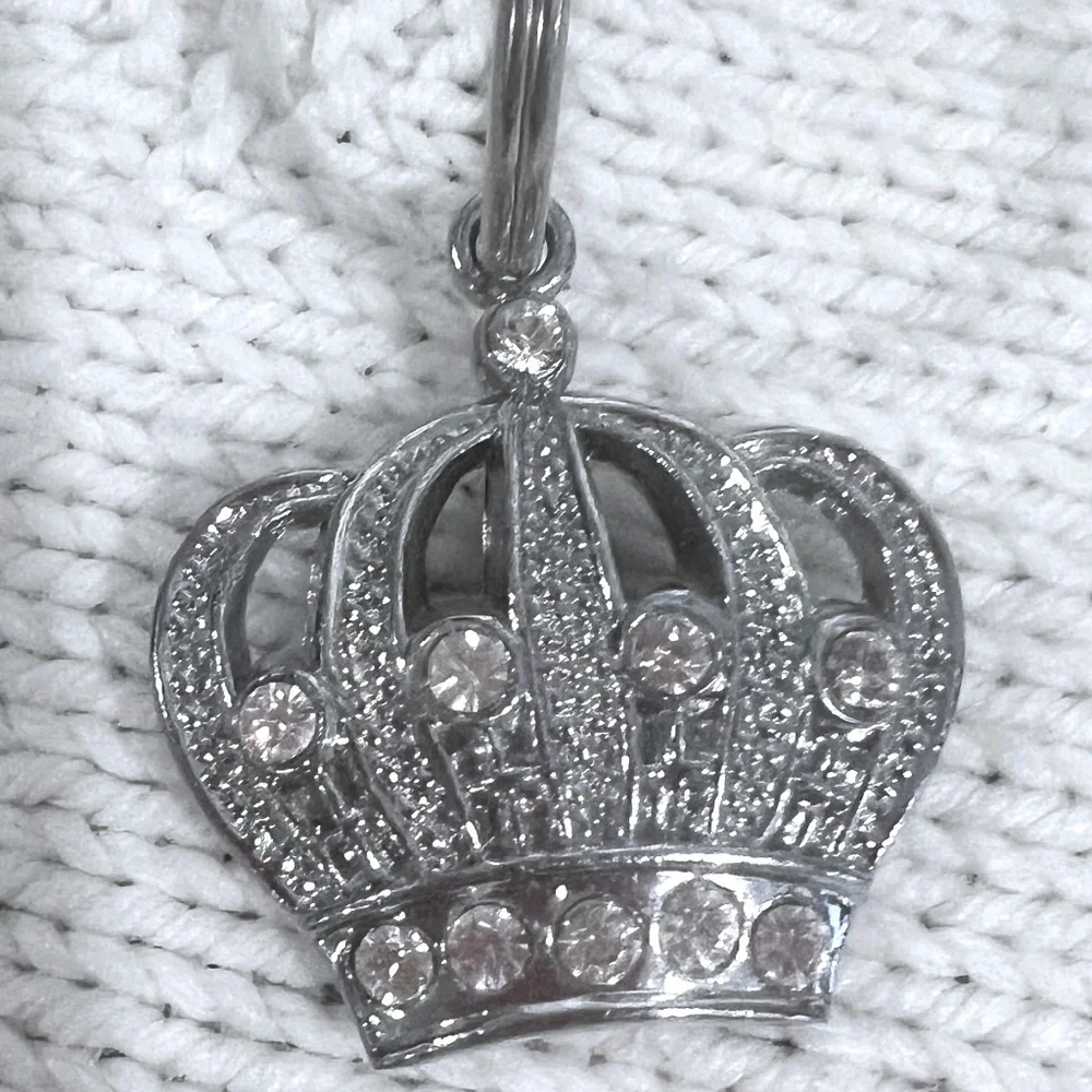 Silvertone & Rhinestone Keychain - Picture 2 of 2